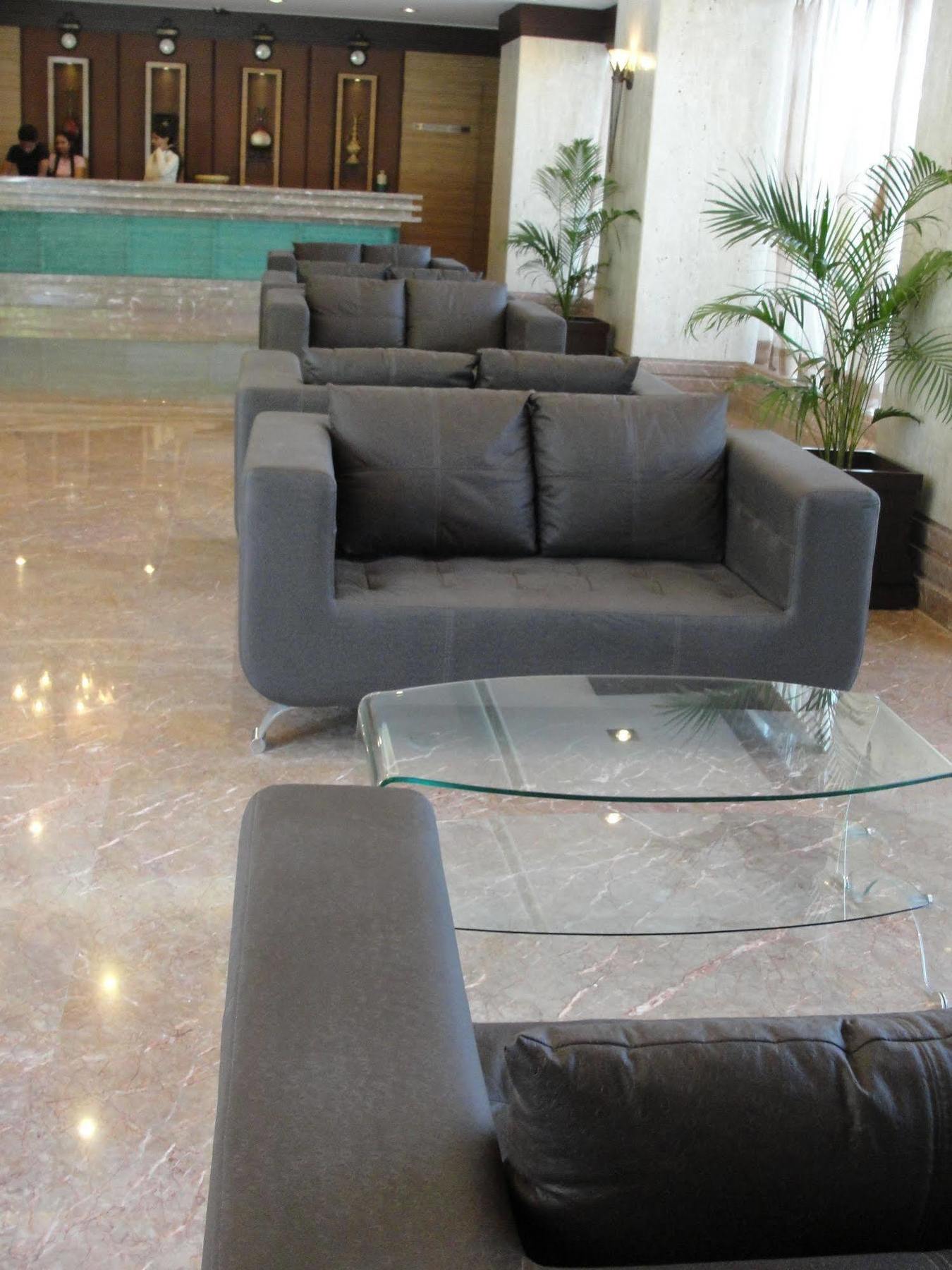 Hotel The Cambay Grand Ahmedabad Exterior foto